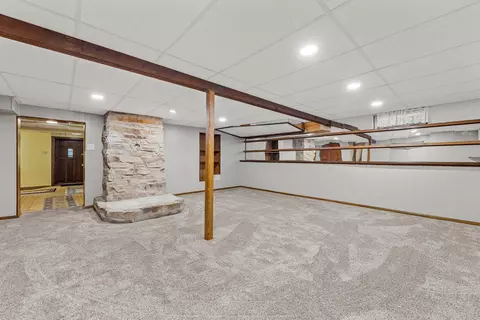 Living - 4786 Riverview, Hubertus, WI 53033 photo 6 of 6