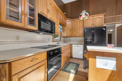 Kitchen - 4786 Riverview, Hubertus, WI 53033 photo 4 of 5