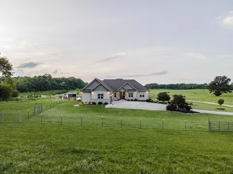 Exterior - s75w35724 Wilton, Eagle, WI 53119 photo 8 of 10