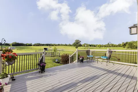 Exterior - s75w35724 Wilton, Eagle, WI 53119 photo 2 of 10