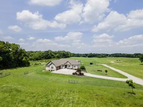 View/Area - s75w35724 Wilton, Eagle, WI 53119 photo 1 of 3