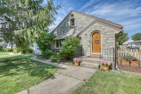 3023 N 85th, Milwaukee, WI 53222