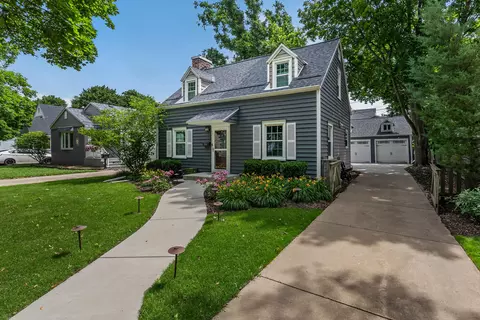 134 N 91st, Milwaukee, WI 53226