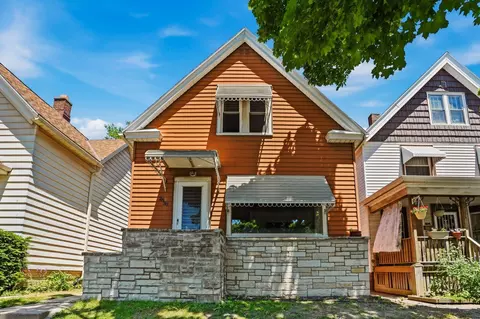 2630 S Delaware, Milwaukee, WI 53207