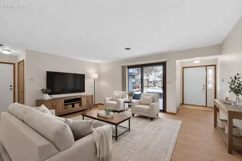 1451 Pheasant Run #101, Mount Pleasant, WI 53406