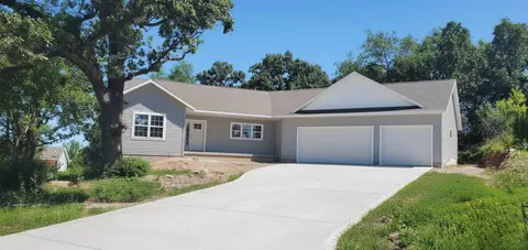 1256 Black Riv, Whitewater, WI 53190