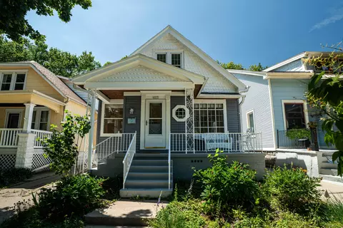 6835 Auburn, Wauwatosa, WI 53213