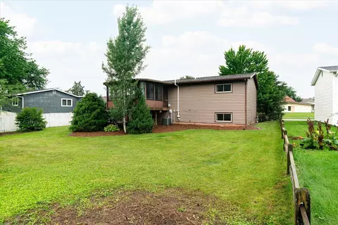 Exterior - 705 14th, La Crescent, MN 55947 photo 4 of 4