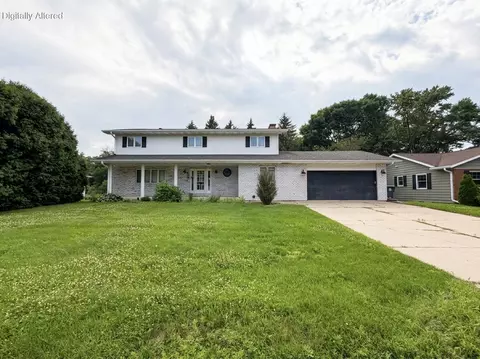 422 28th, La Crosse, WI 54601