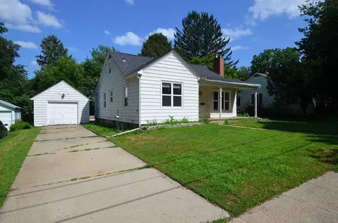 225 N Esterly, Whitewater, WI 53190