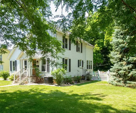 211 N N Fry, Lake Mills, WI 53551