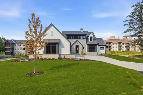 12825 Stephen, Elm Grove, WI 53122