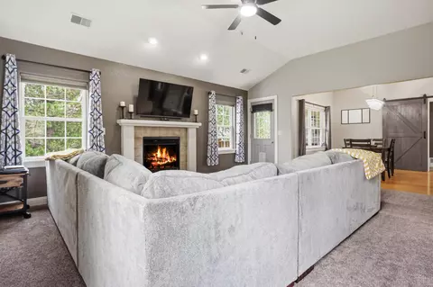 481 Cedar, Slinger, WI 53086 photo 5
