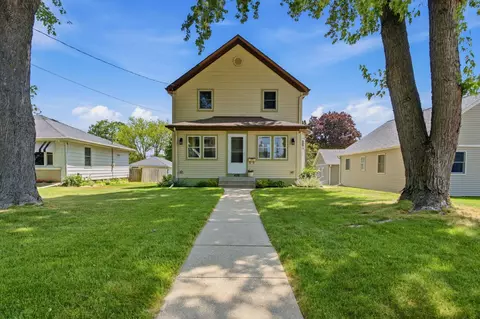 428 Grand, Hartford, WI 53027