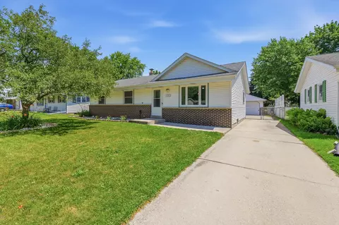 519 Scenic, West Bend, WI 53090