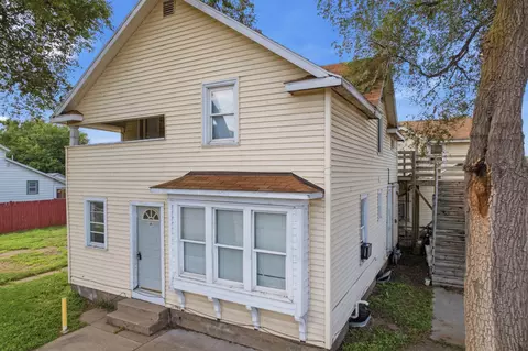 321 E Washington, Prairie Du Chien, WI 53821
