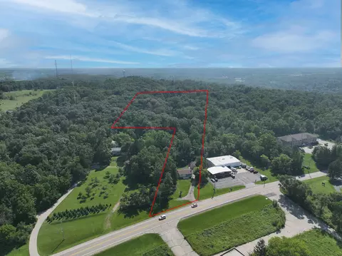 1475 Elkhorn, Lake Geneva, WI 53147