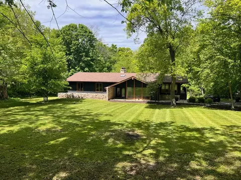 W552 Wildwood, Lake Geneva, WI 53147