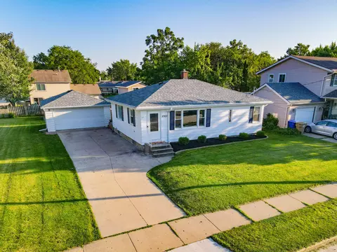5303 65th, Kenosha, WI 53142