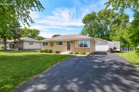 2526 Indian, Caledonia, WI 53402