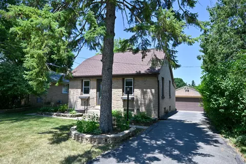 11510 W Wisconsin, Wauwatosa, WI 53226