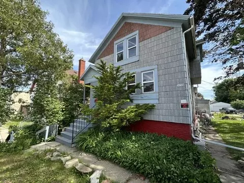 1719 Superior, Sheboygan, WI 53081