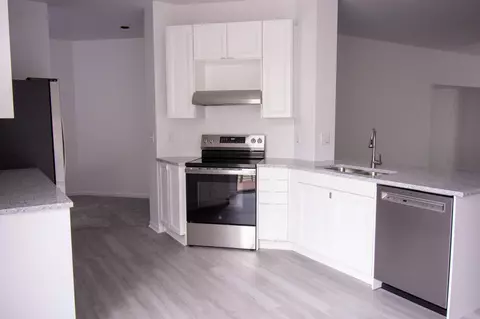 500 S Edwards #9, Lake Geneva, WI 53147