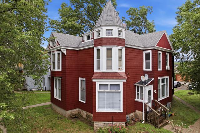 219 9th, La Crosse, WI 54601