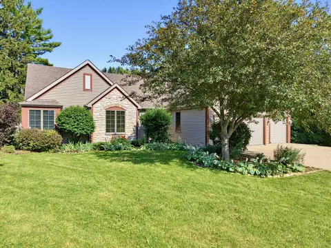 10063 64th, Pleasant Prairie, WI 53158