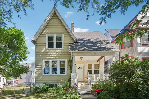 510 E Garfield, Milwaukee, WI 53212