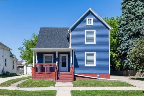 1614 Saint Clair, Racine, WI 53402