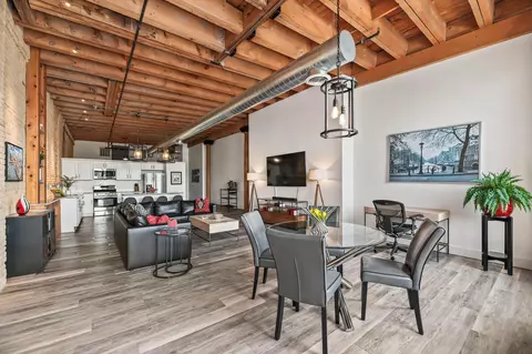205 N Water #200, Milwaukee, WI 53202
