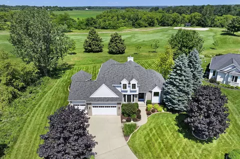 1570 Fairway #16-19, Geneva, WI 53147
