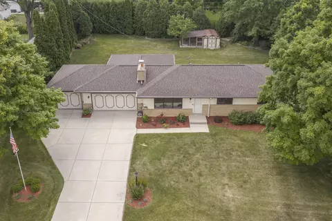 2985 S 126th, New Berlin, WI 53151