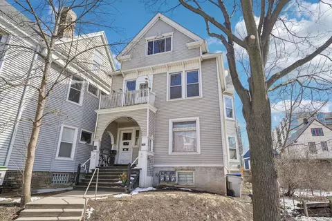 1848 N Cambridge, Milwaukee, WI 53202