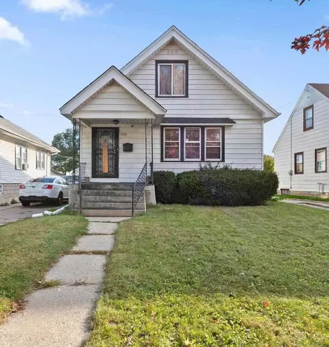 5076 N 47th, Milwaukee, WI 53218