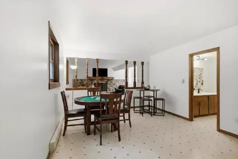 Dining - w362s10050 Lewin, Eagle, WI 53119 photo 4 of 4