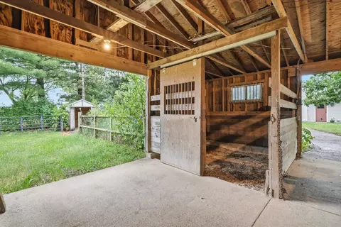 Exterior - w362s10050 Lewin, Eagle, WI 53119 photo 5 of 5