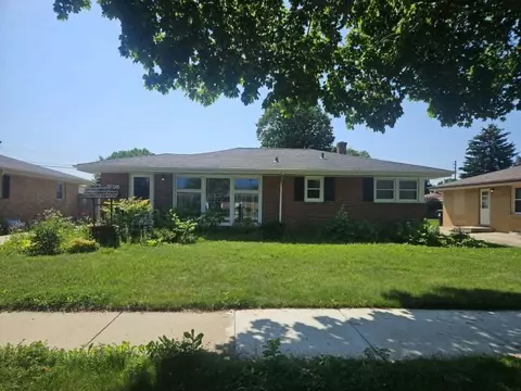3630 Charles, Racine, WI 53402