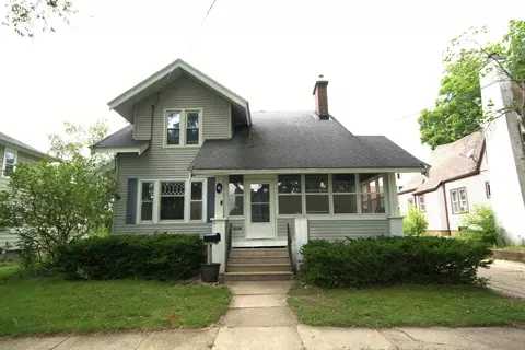 107 Clarence, Fort Atkinson, WI 53538