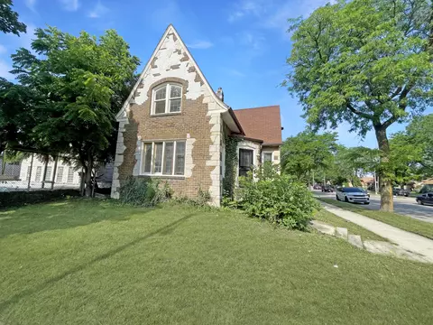 1501 W Capitol, Milwaukee, WI 53206