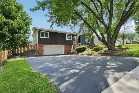 413 W Hilltop, Fort Atkinson, WI 53538