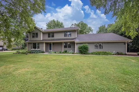 w233s5269 Cottontail, Waukesha, WI 53189
