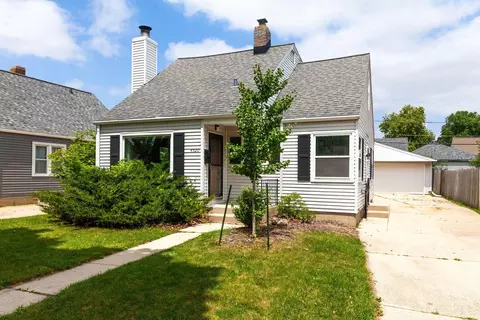 4520 W Fillmore, Milwaukee, WI 53219