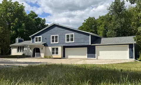 w238s6825 State Road 164, Waukesha, WI 53189