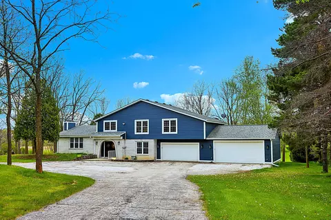 w238s6825 State Road 164, Waukesha, WI 53189