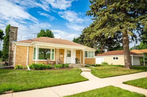 4501 Graceland, Racine, WI 53405