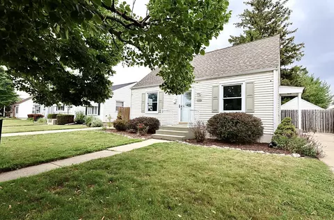 2116 30th, Kenosha, WI 53140
