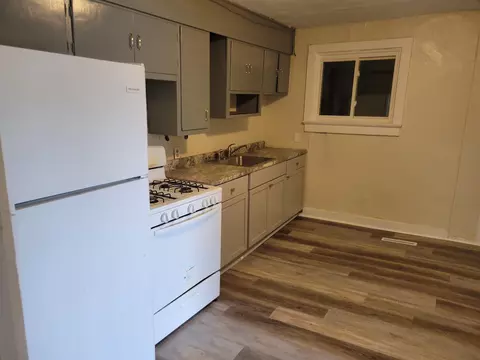 1028 S Memorial, Racine, WI 53403