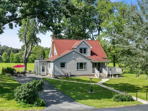 5160 Neumann, Wheatland, WI 53105